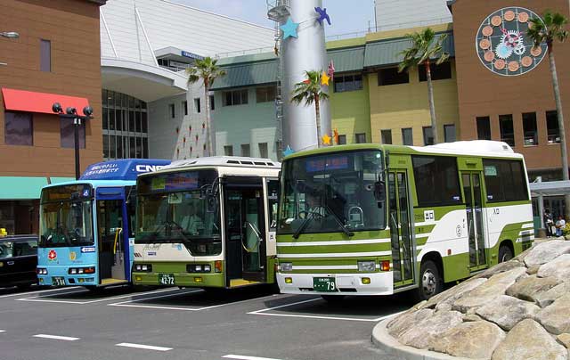 ソレイユバスターミナルに並ぶバス