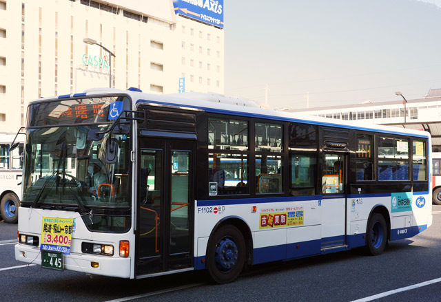 R200 445