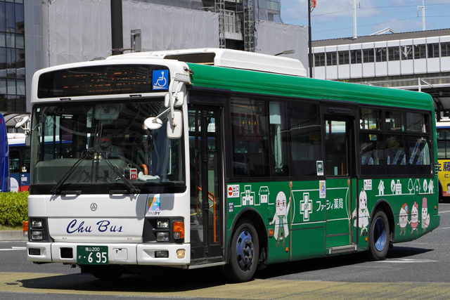 R200 695