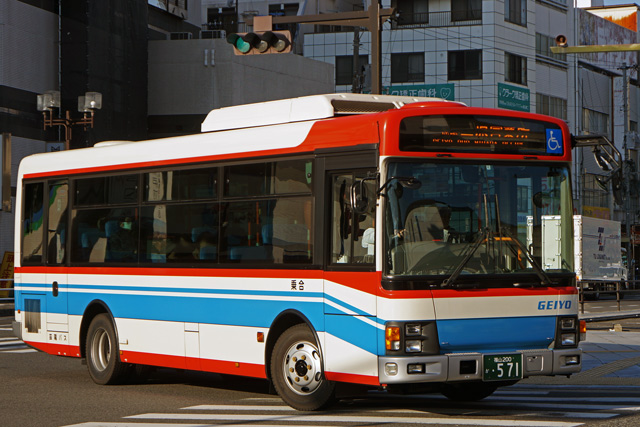 R200 571