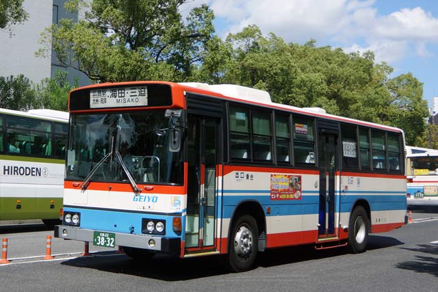 L22 3832