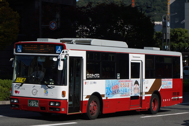 L200 1052