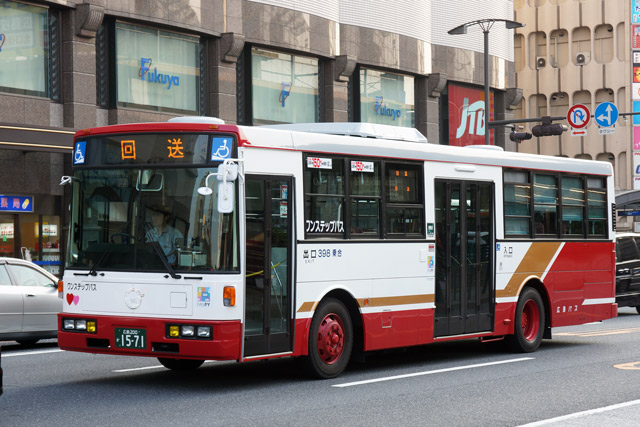 L200 1571