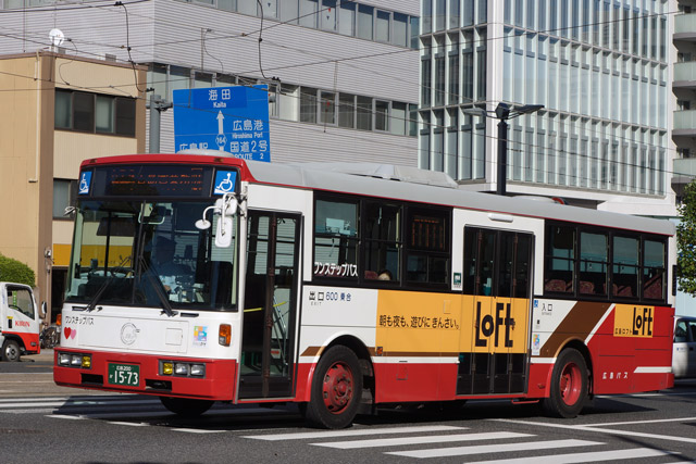 L200 1573