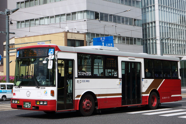 L200 1657