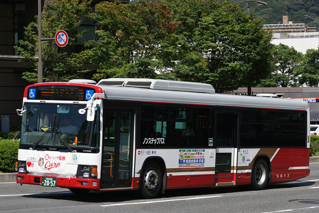L200 2057