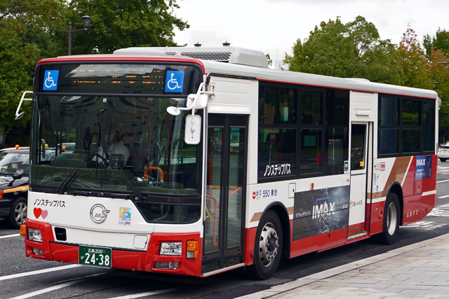 L200 2438