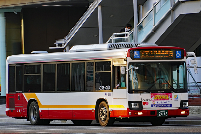 L200 2443