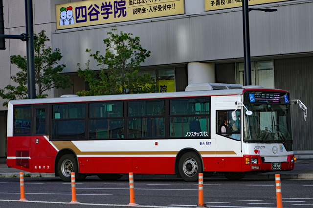 L200 2595