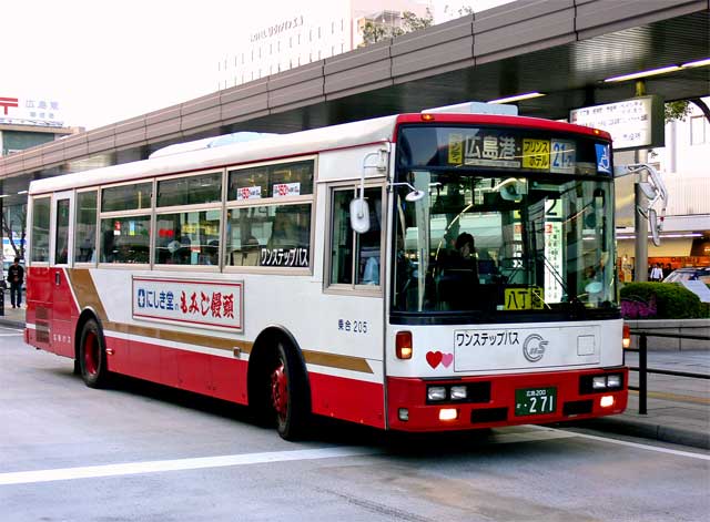 L200 271@EO