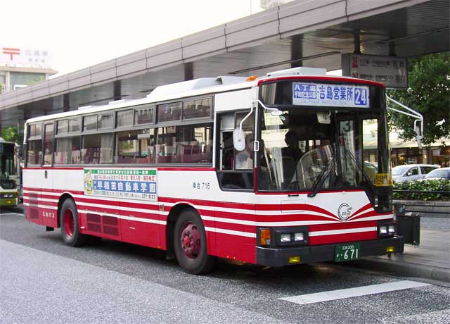 L200 671@EO