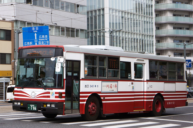 L200 786