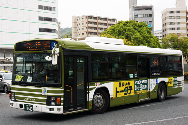 L200 1043@LdF