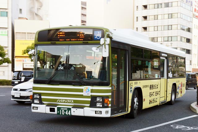 L200 1044@LdF