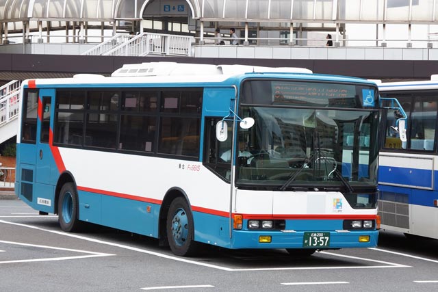 L200 1357@scF