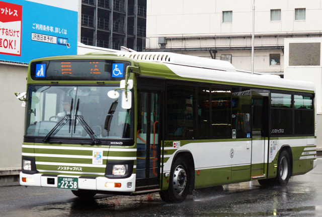 L200 2258
