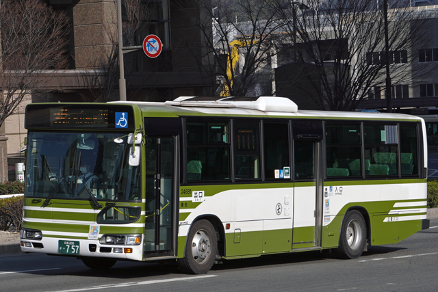 L200 757