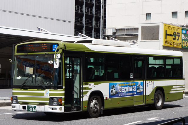 L200 844