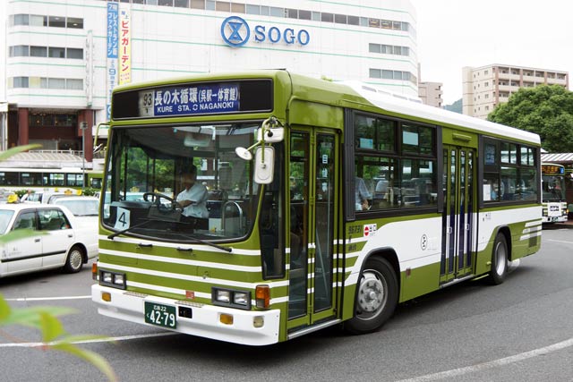 L22 4279@LdF