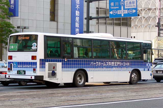 L200 704@Õ}V@납