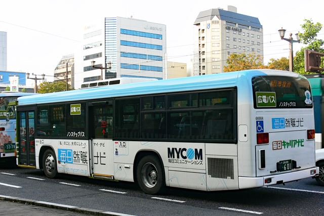 L200 601@R~jP[VY@