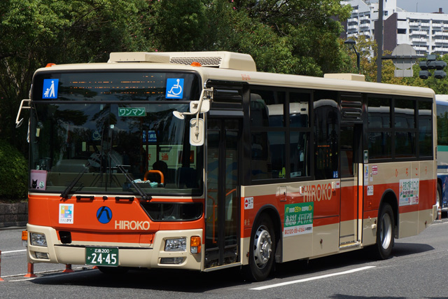 L200 2445