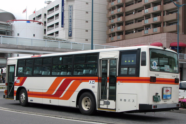 R200 72
