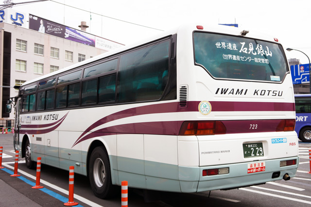 200 229