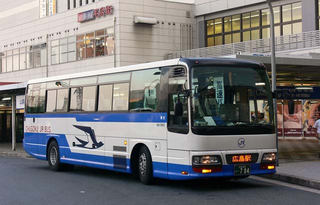 L200 784@EO