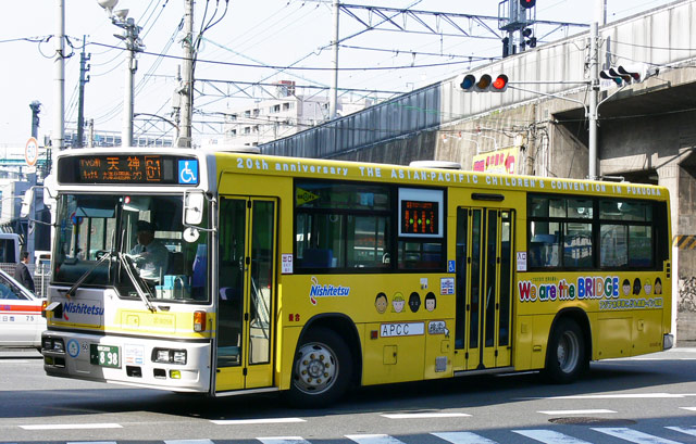 200 898