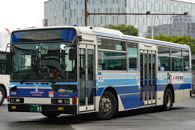 R200 89
