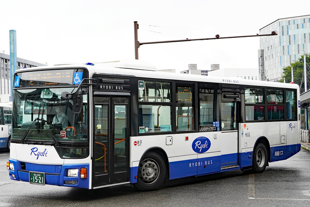 R200 1521
