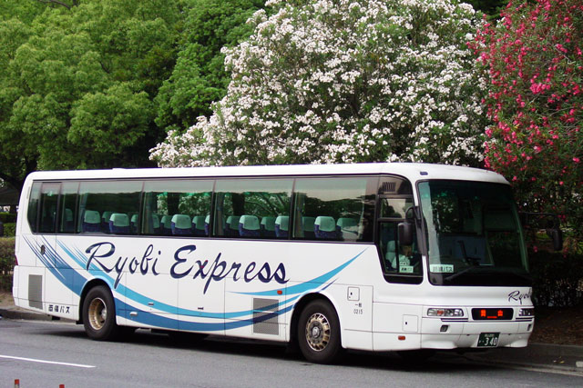 R200 340@TTCi[