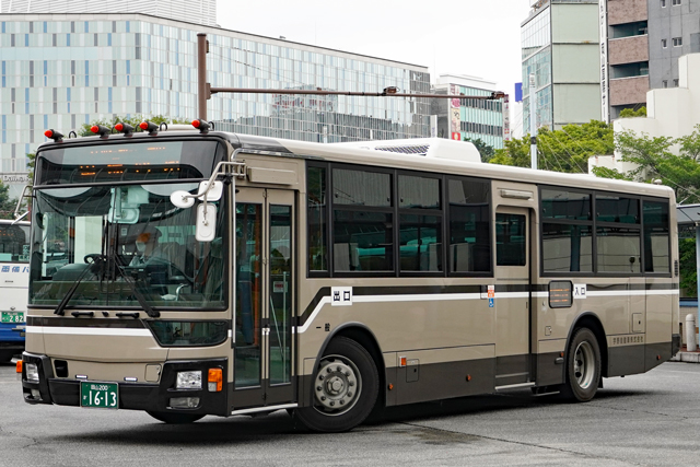 R200 1613