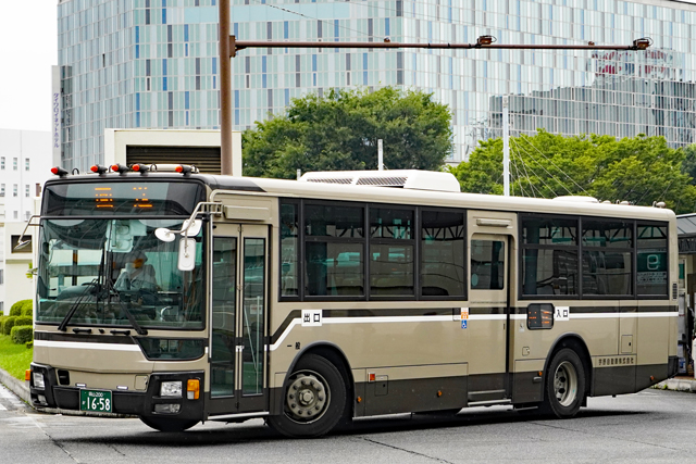 R200 1658