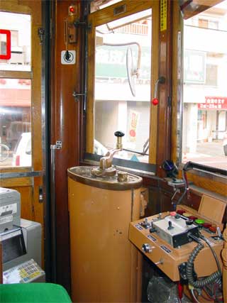 650形運転席