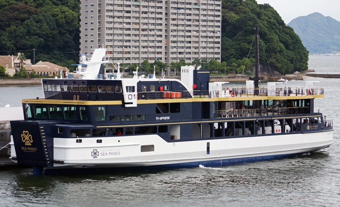 シーパセオ(SEA PASEO)　左舷前